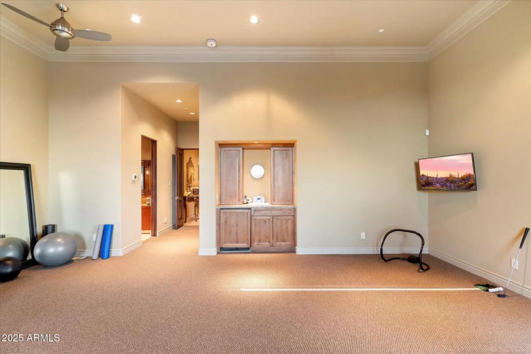 Real Estate Picture 50