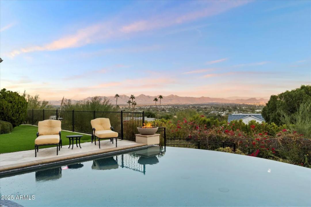 Real Estate Picture 99