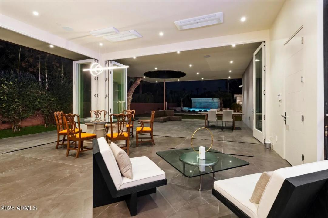 Real Estate Picture 22