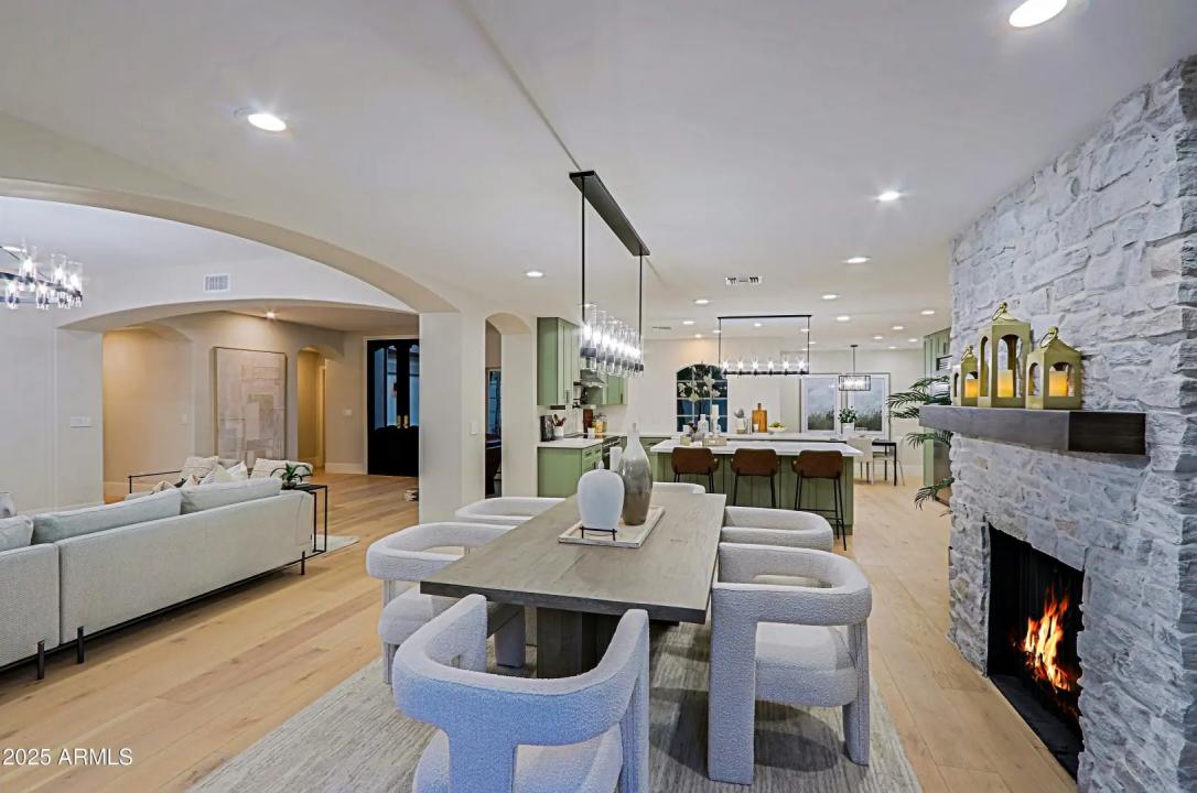 Real Estate Picture 19