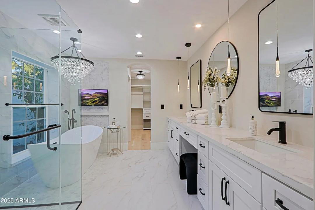 Real Estate Picture 36