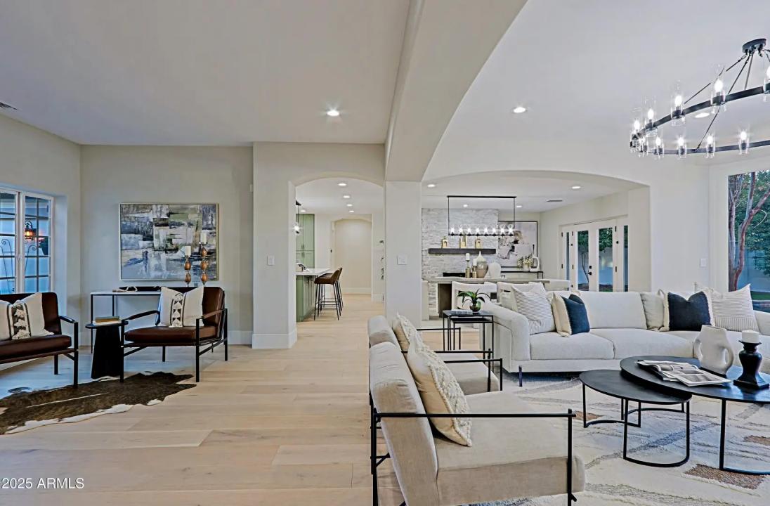 Real Estate Picture 23