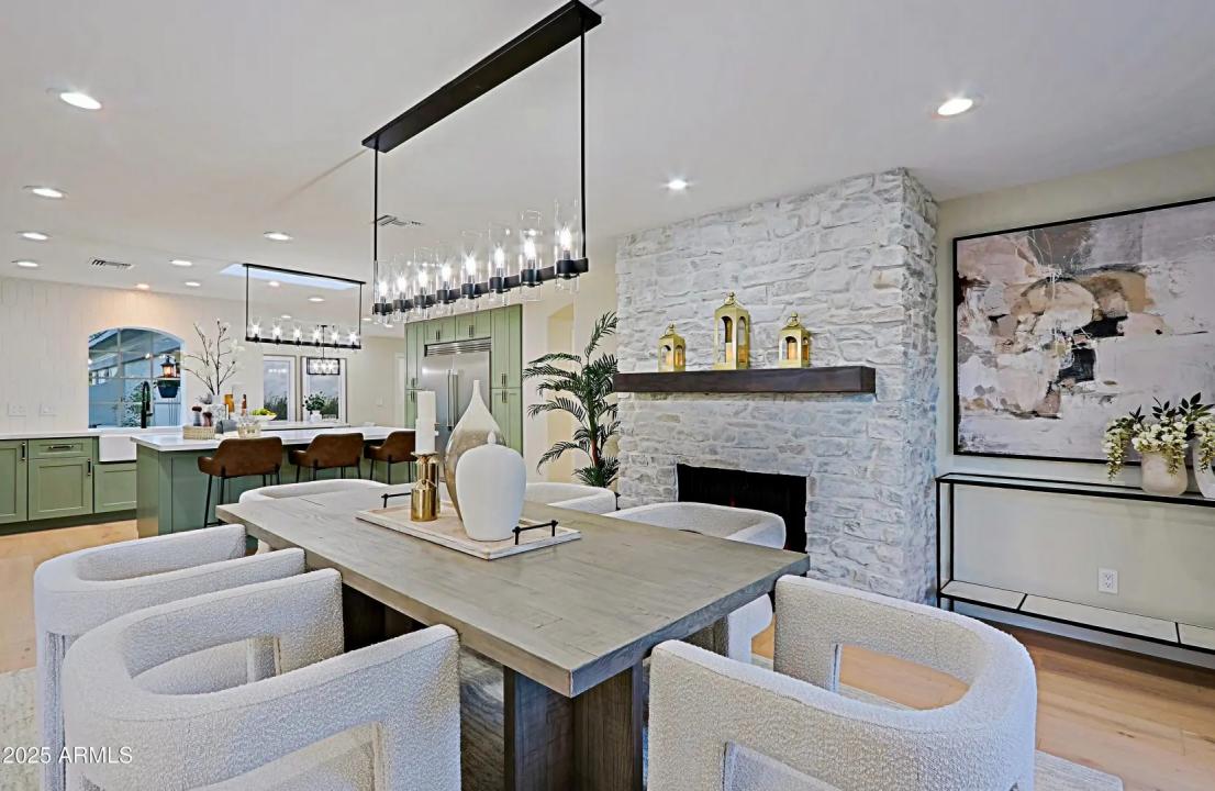 Real Estate Picture 16