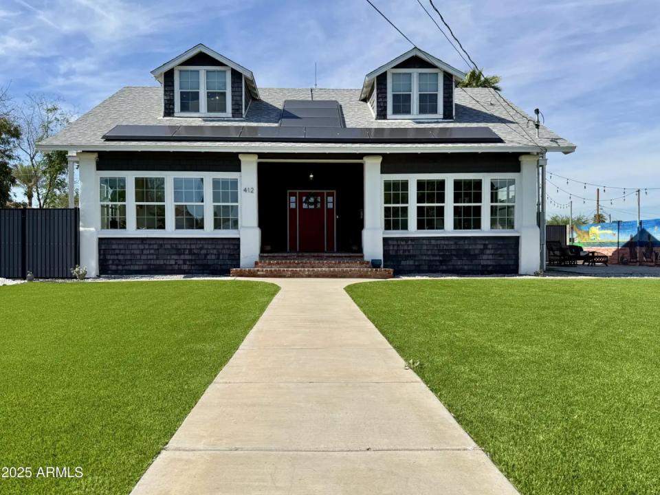 Real Estate Picture 1