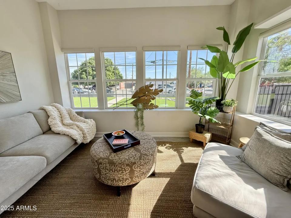 Real Estate Picture 17