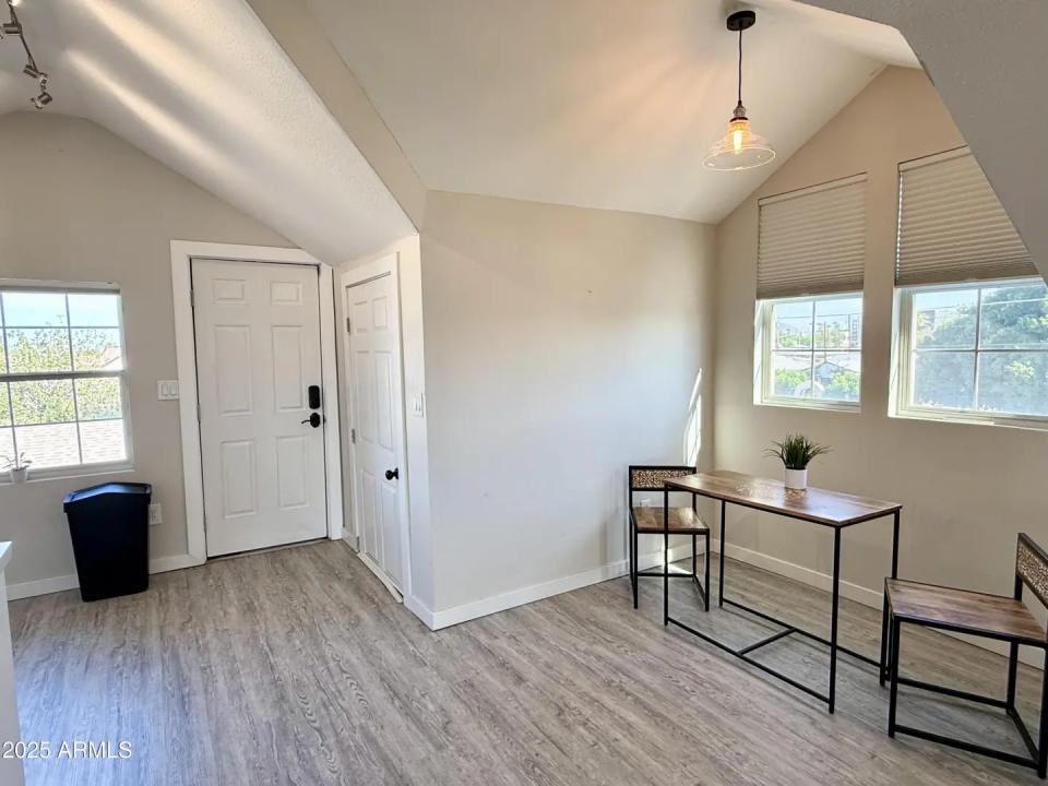 Real Estate Picture 30