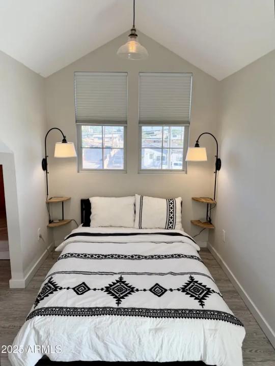 Real Estate Picture 35