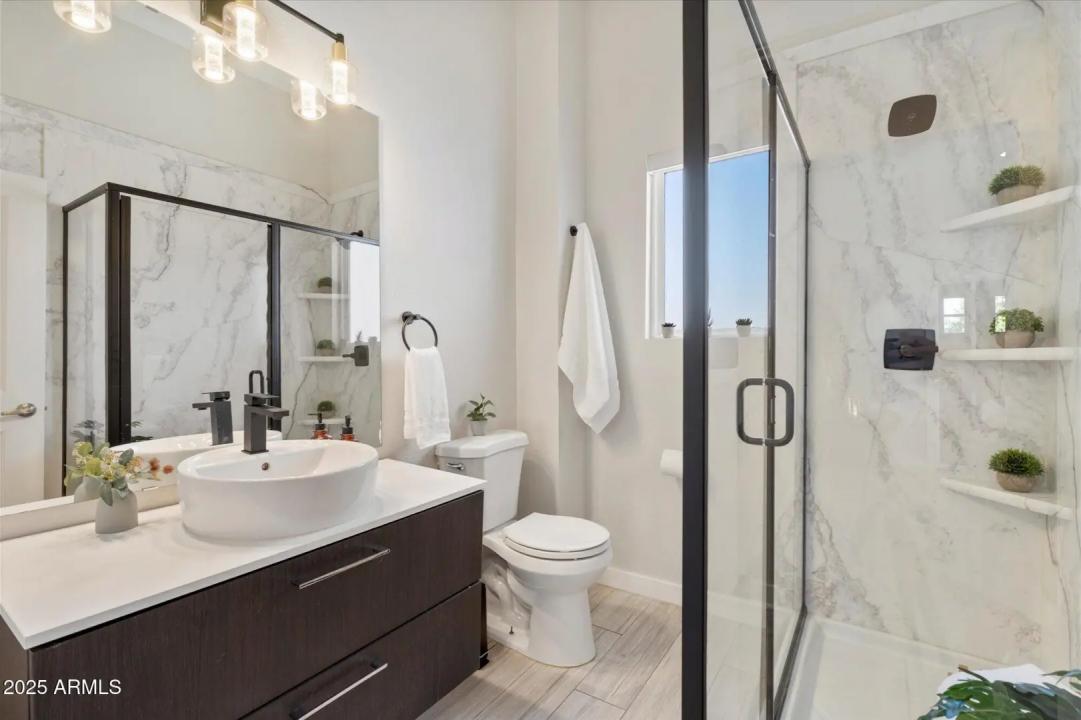 Real Estate Picture 26