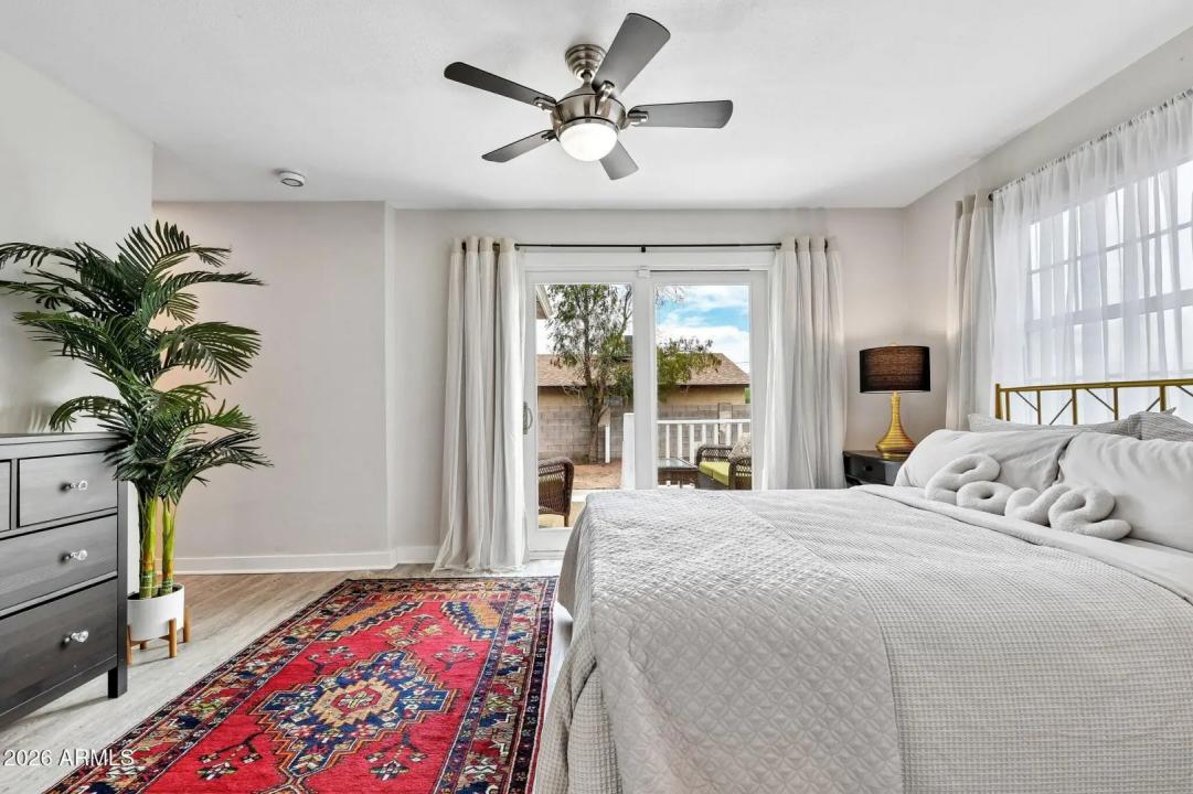 Real Estate Picture 29