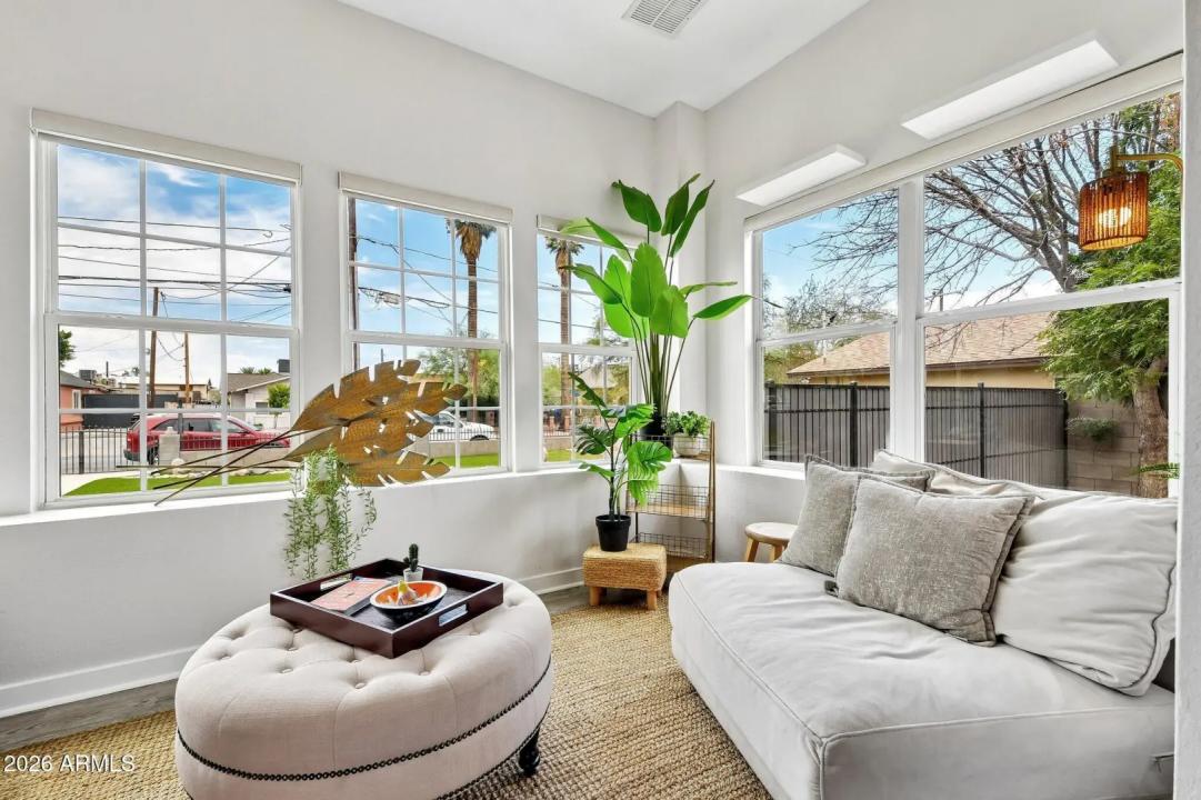 Real Estate Picture 25