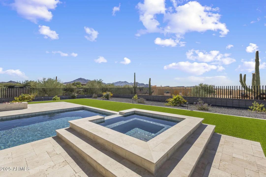 Real Estate Picture 34