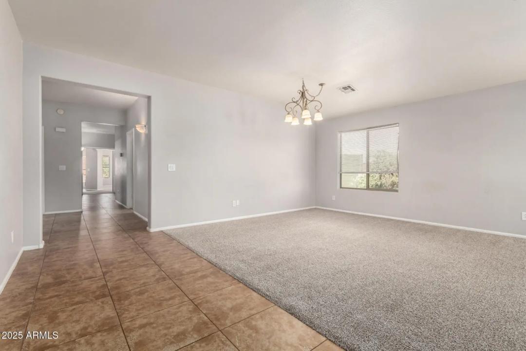 Real Estate Picture 4