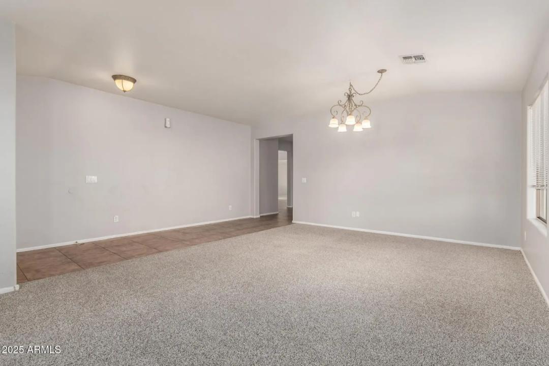 Real Estate Picture 5