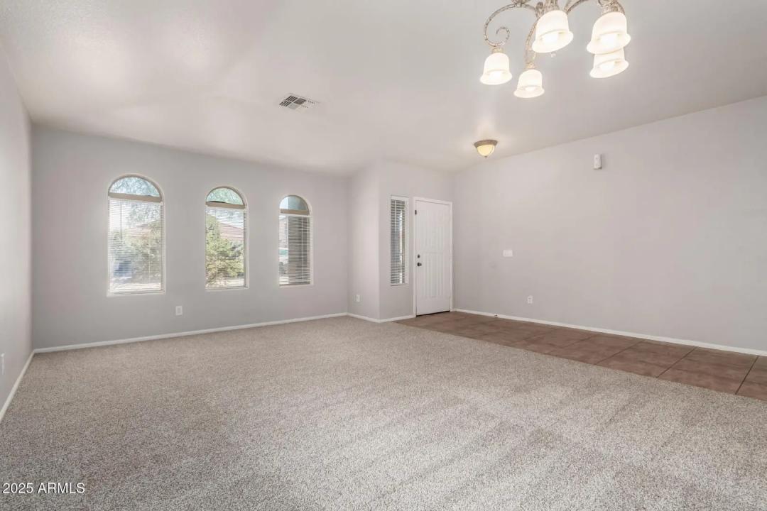Real Estate Picture 6