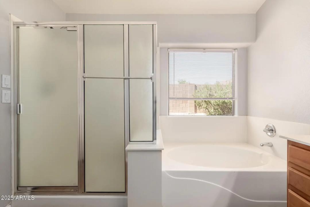 Real Estate Picture 16