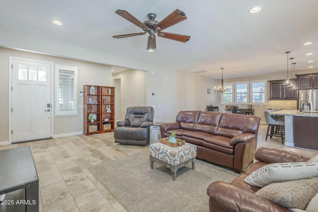 Real Estate Picture 16