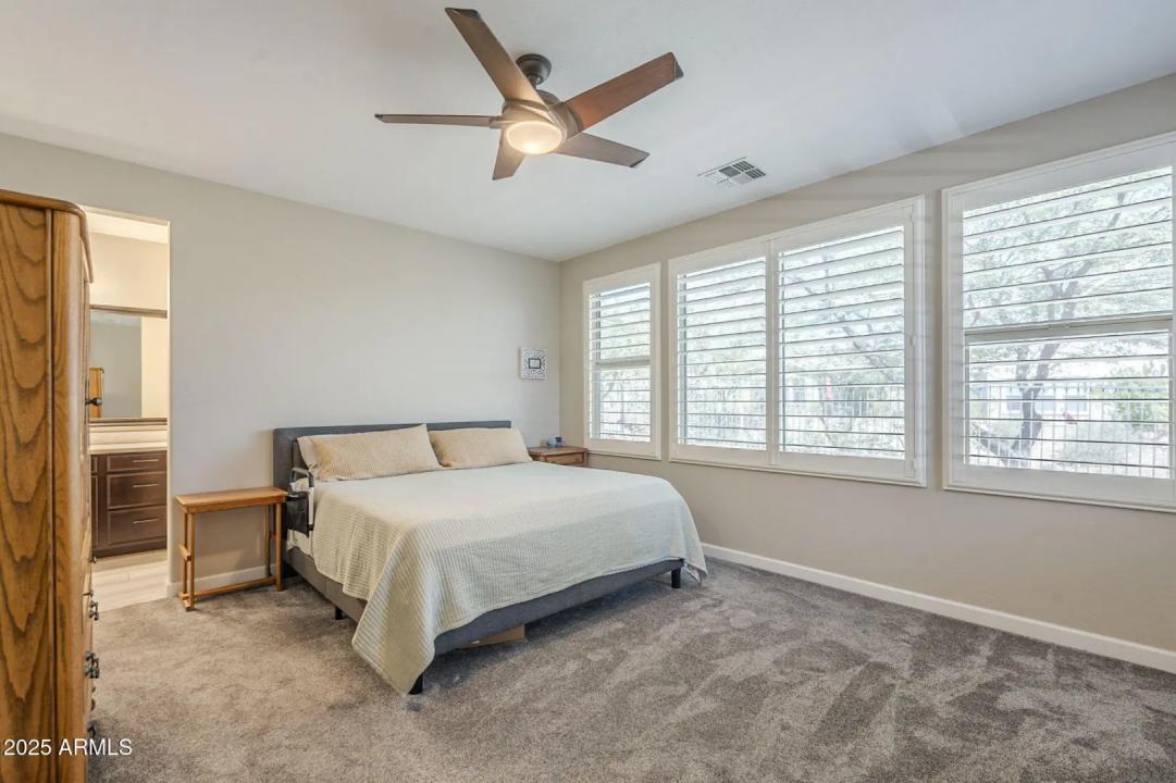 Real Estate Picture 26