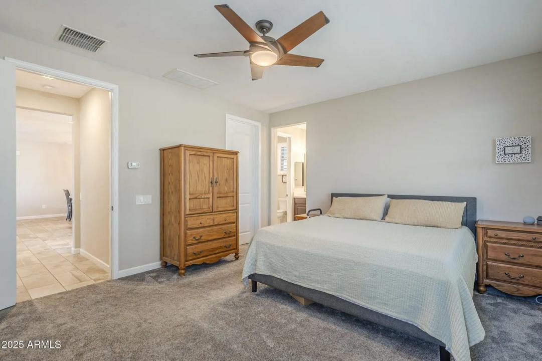 Real Estate Picture 27