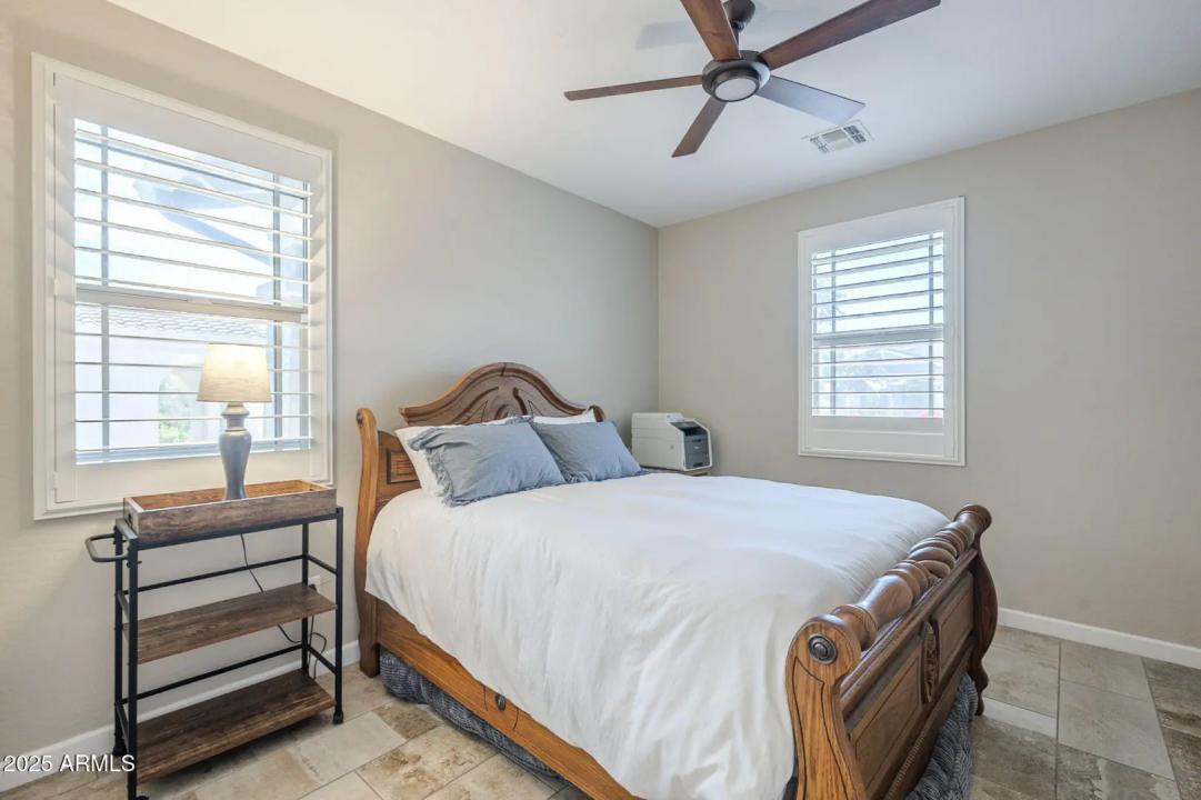 Real Estate Picture 35
