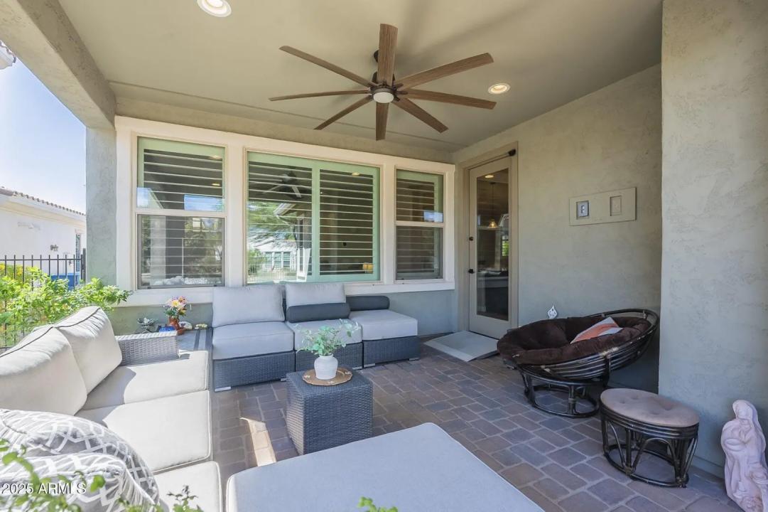 Real Estate Picture 40