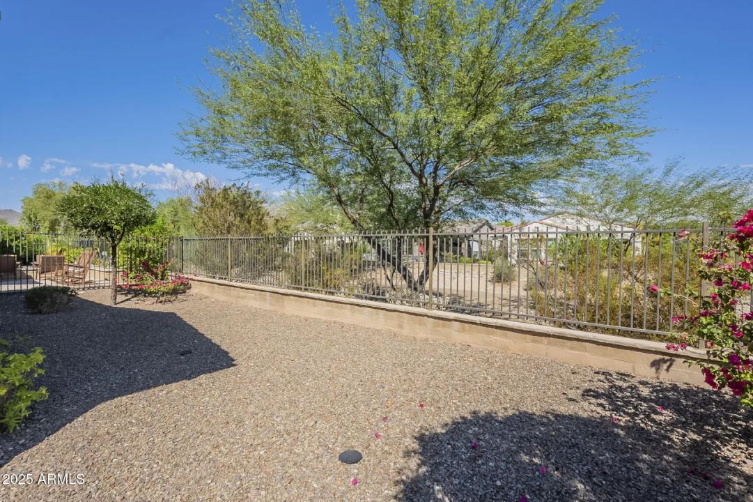Real Estate Picture 42