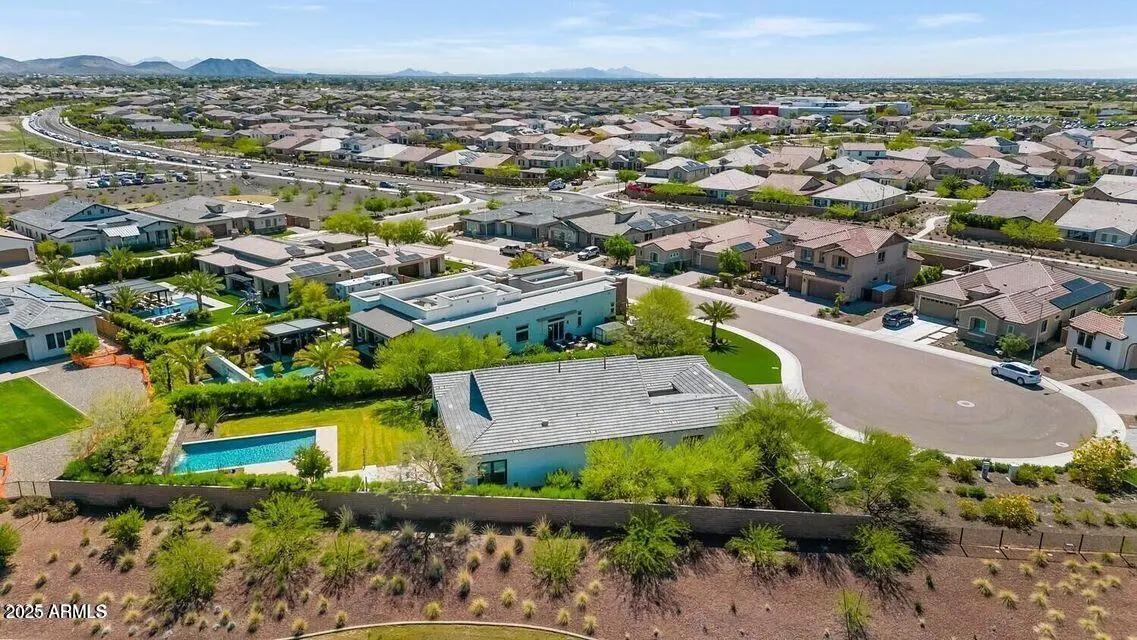 Real Estate Picture 6