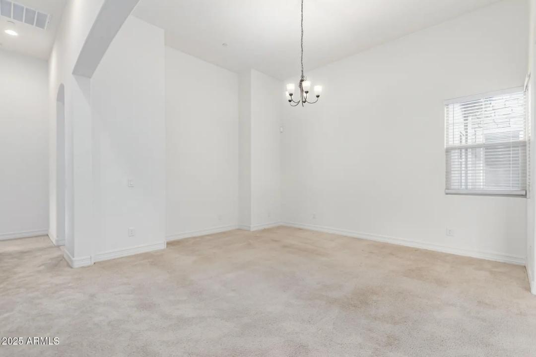 Real Estate Picture 19