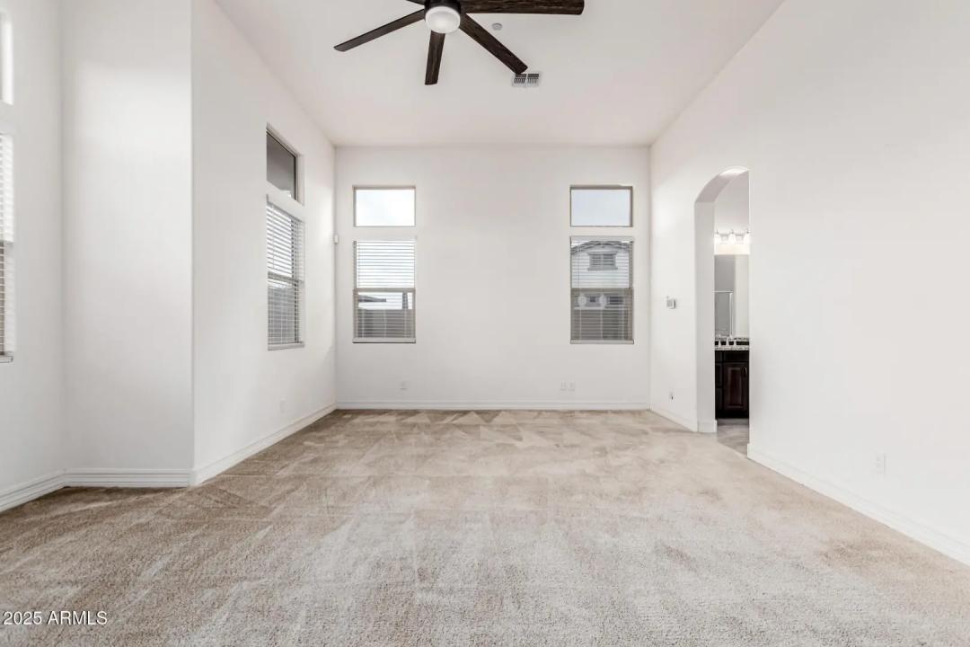 Real Estate Picture 27