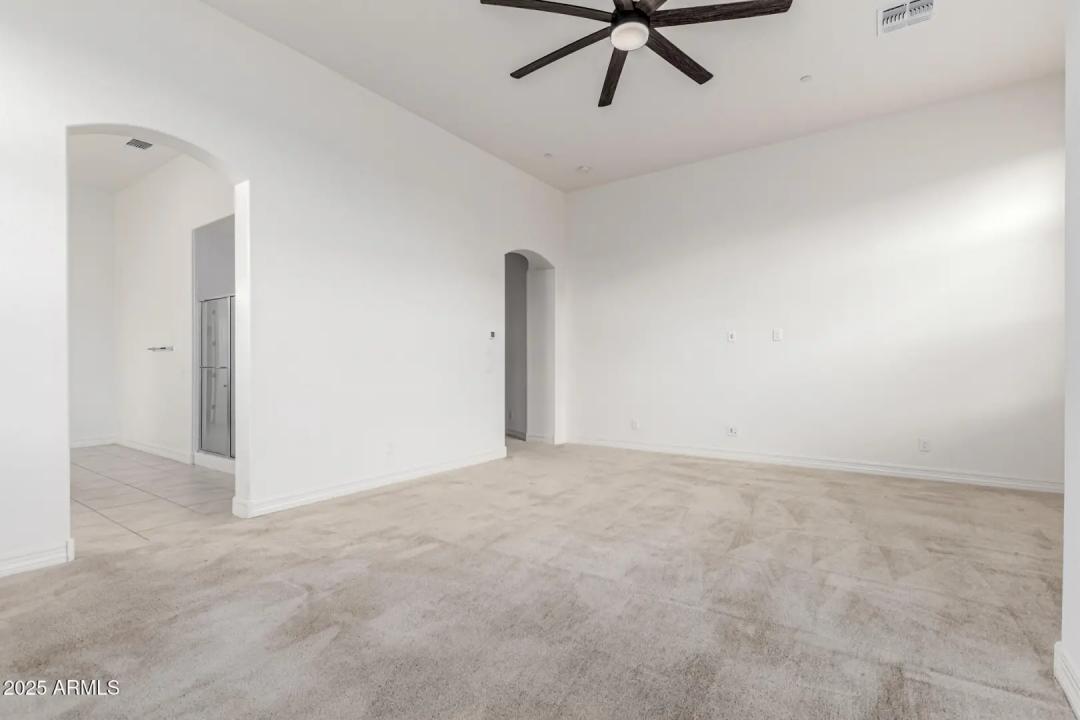 Real Estate Picture 28