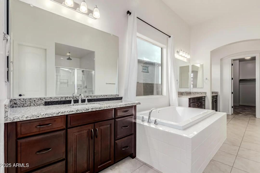 Real Estate Picture 29