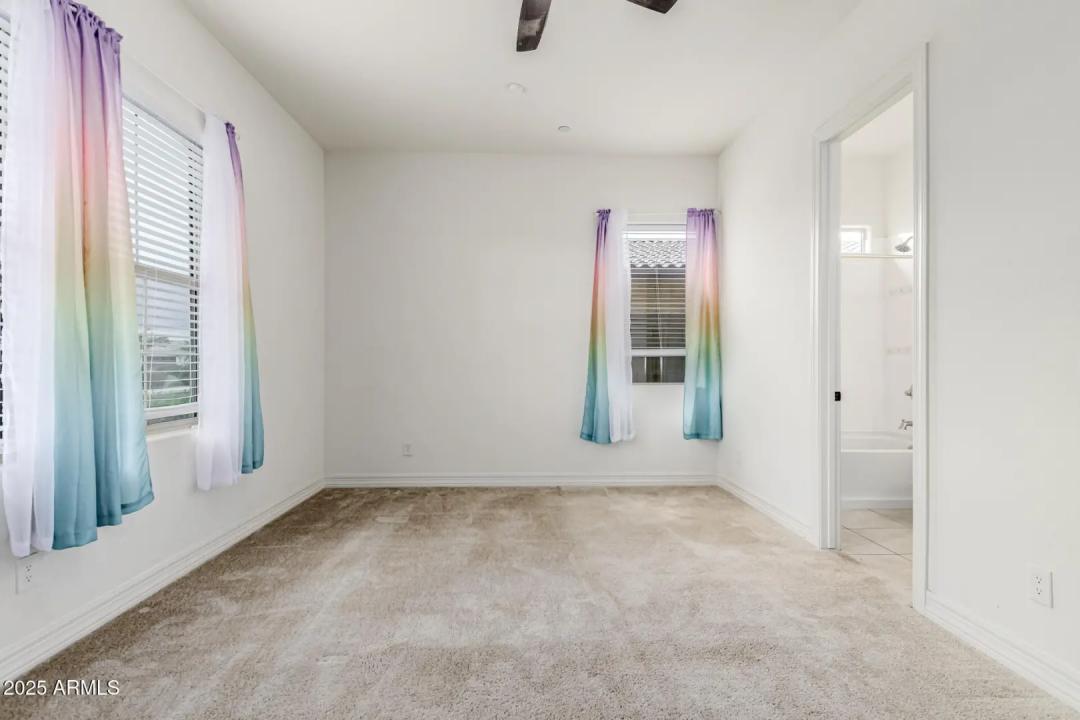 Real Estate Picture 42