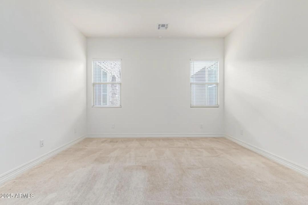 Real Estate Picture 52