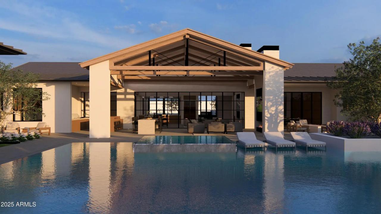 Real Estate Picture 7