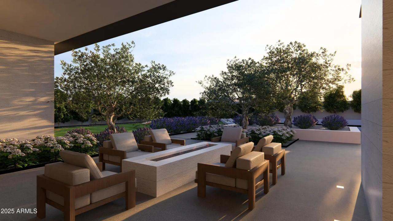 Real Estate Picture 3