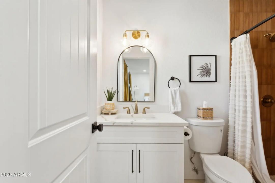 Real Estate Picture 13