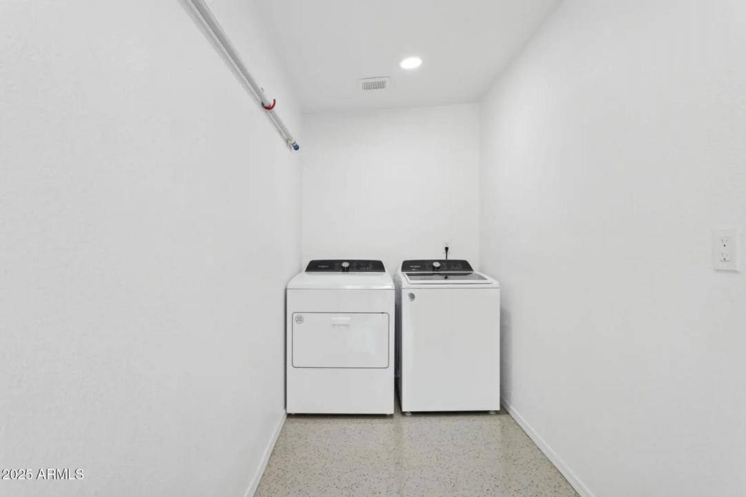 Real Estate Picture 19