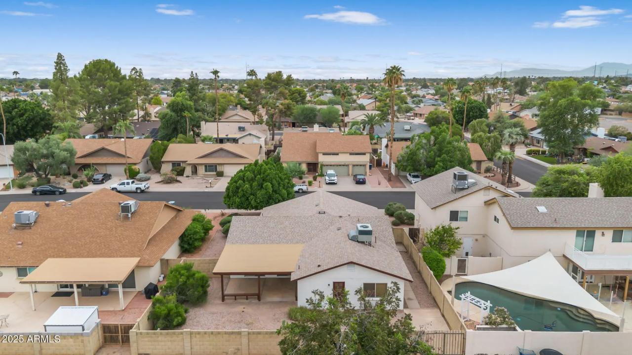 Real Estate Picture 37