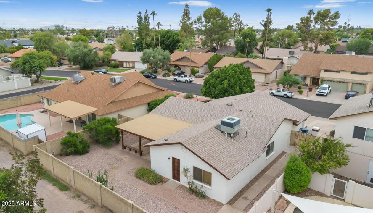 Real Estate Picture 40