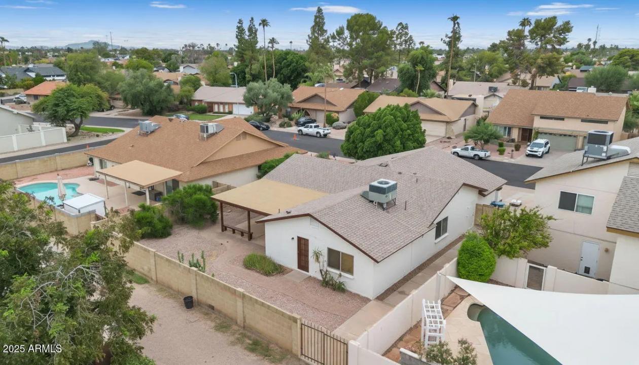 Real Estate Picture 42