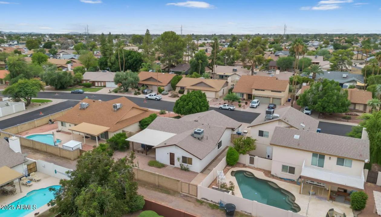 Real Estate Picture 43