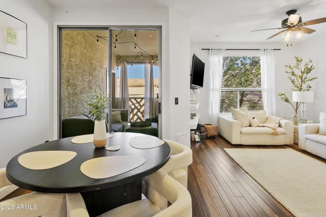 Real Estate Picture 11