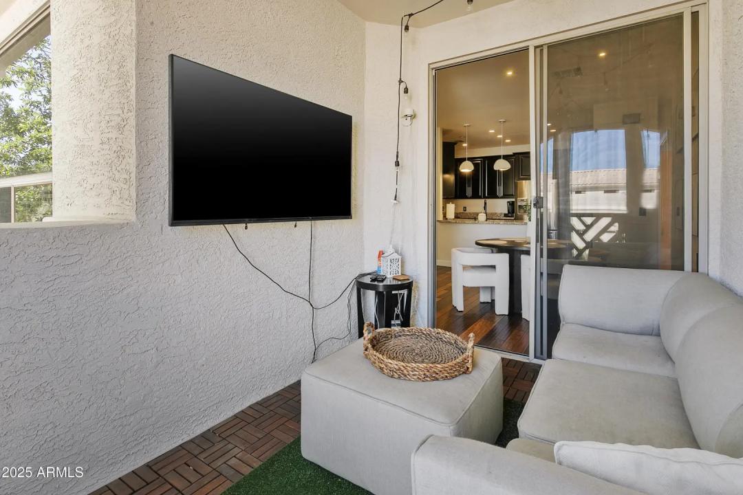 Real Estate Picture 21
