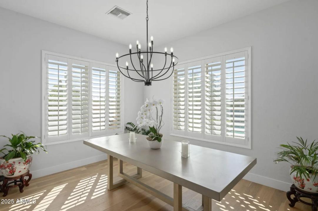 Real Estate Picture 20