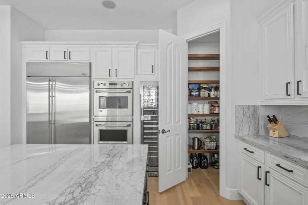 Real Estate Picture 21