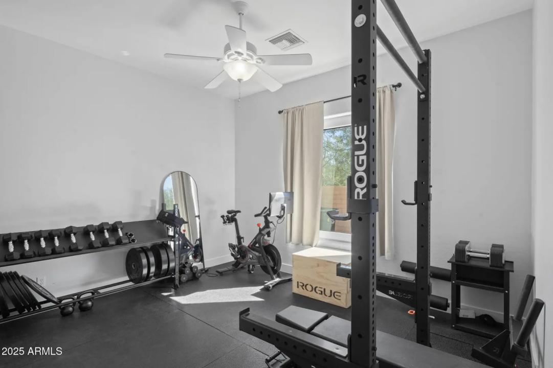 Real Estate Picture 27