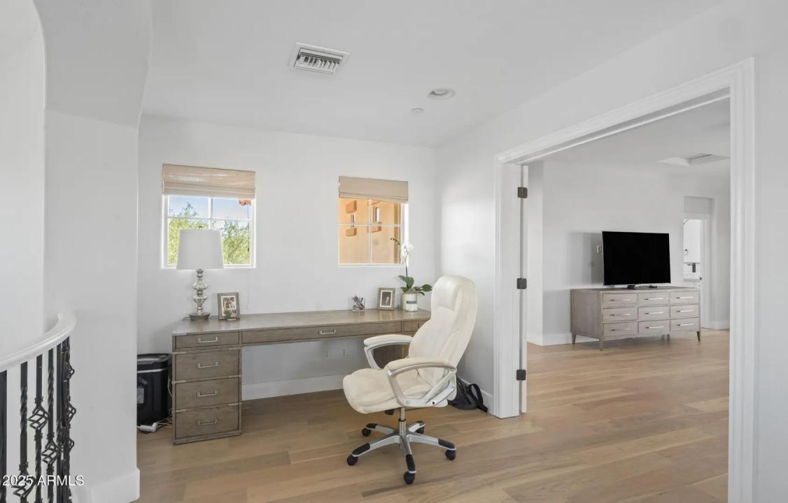 Real Estate Picture 29