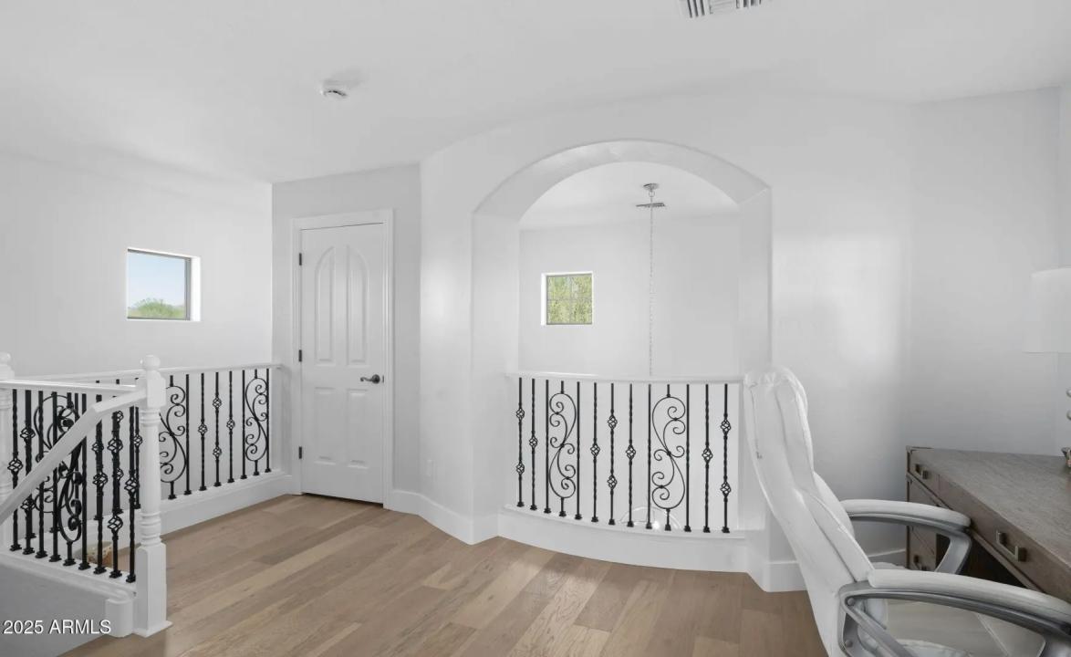 Real Estate Picture 30