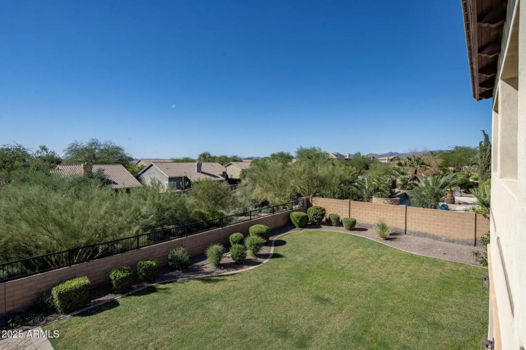 Real Estate Picture 43