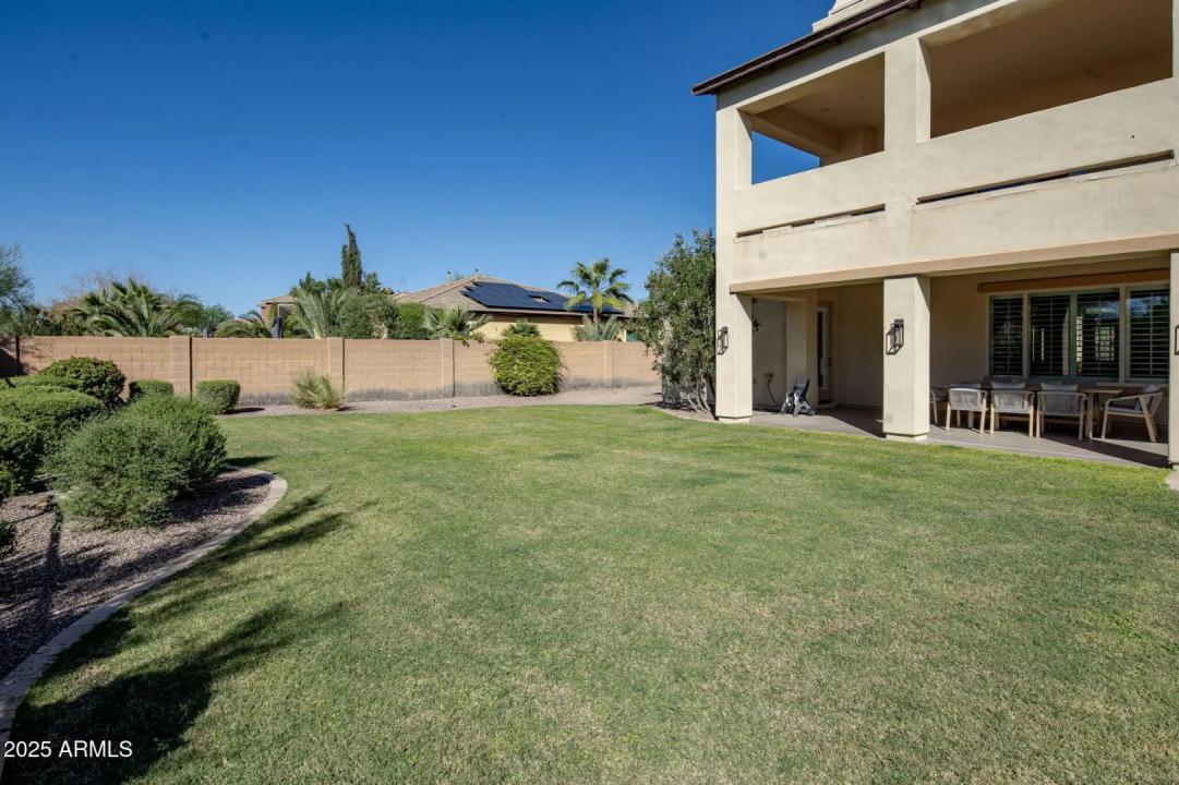 Real Estate Picture 50