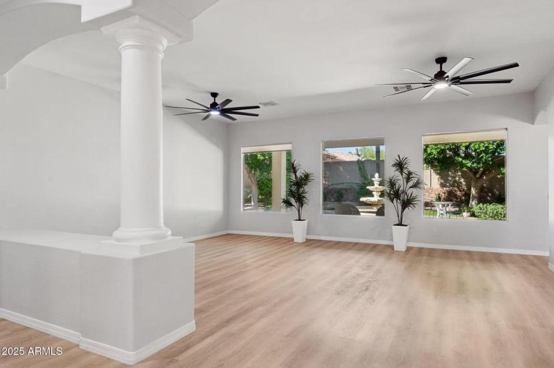 Real Estate Picture 9